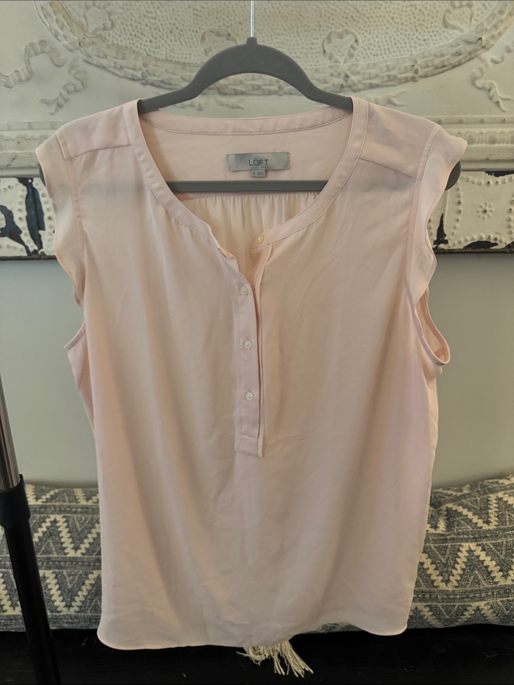 LOFT Soft Pink Sleeveless Henley Blouse